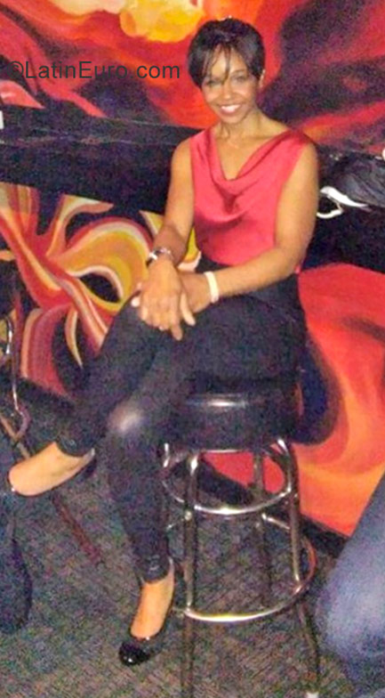 Date this delightful United States girl Mirella from Wixom US18694