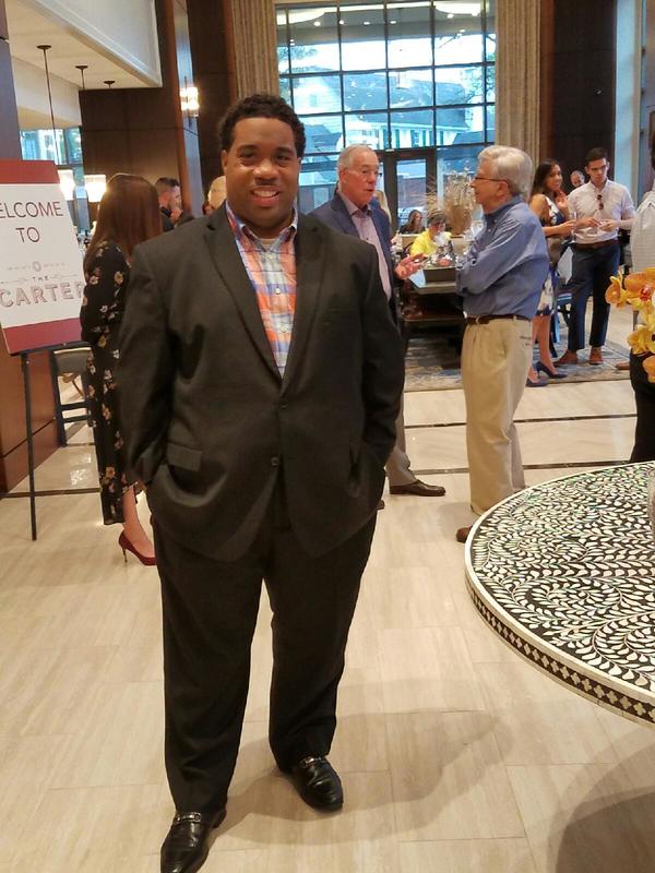 Date this voluptuous United States man Quincy26 from Houston US18606