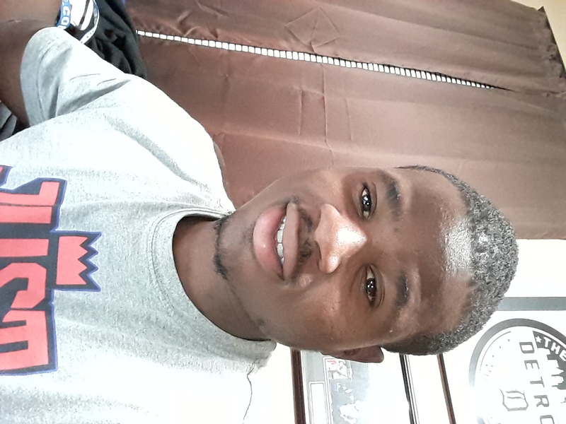 Date this pretty United States man Donta from Port Huron US18647