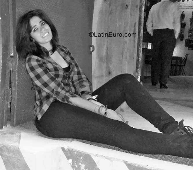 Date this voluptuous Mexico girl Ana from Torreon MX1521