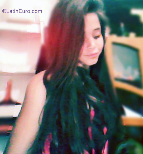 Date this cute Argentina girl Martina from Cordoba AR111