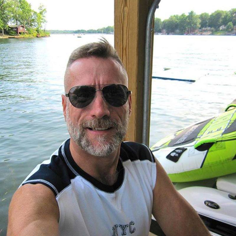 Date this gorgeous Canada man Sanders from Ontario CA767