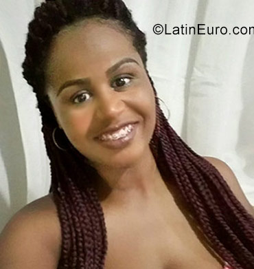 Date this sultry Brazil girl Thamires from Rio de Janeiro BR10371