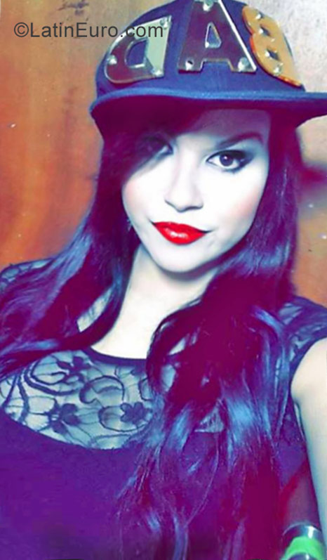 Date this lovely Venezuela girl Amaranta from Barquisimeto VE1164