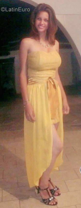 Date this georgeous Venezuela girl Alandra from Anzoategui VE1177