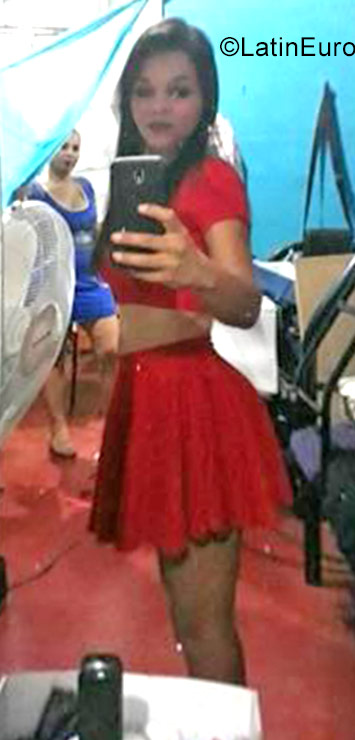 Date this attractive Costa Rica girl Damitia from Heredia CR343