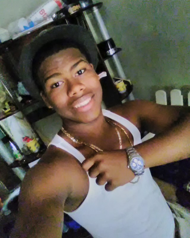 Date this happy Dominican Republic man Victor Micke Ce from Rep&uacute;blica Dominicana DO31116