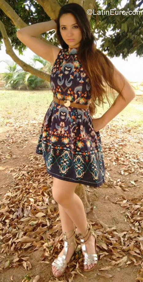 Date this beautiful Brazil girl Tatiana from Rio de Janeiro BR10415