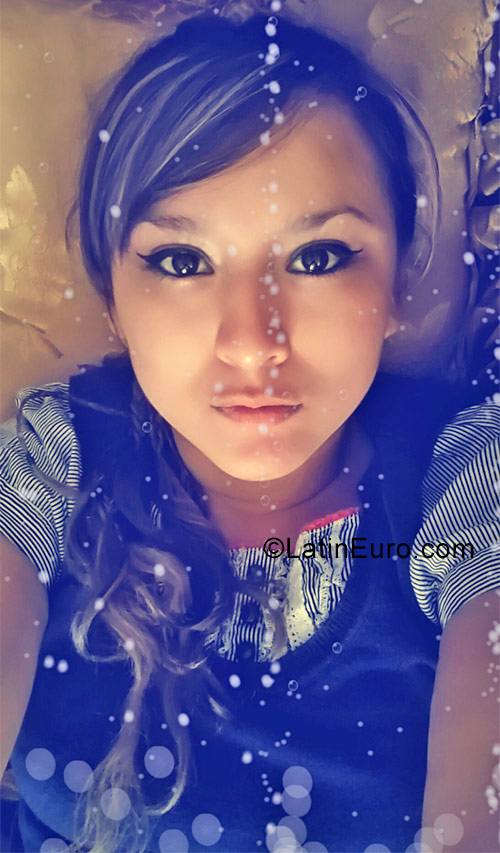 Date this beautiful Peru girl Sindy from Lima PE1210