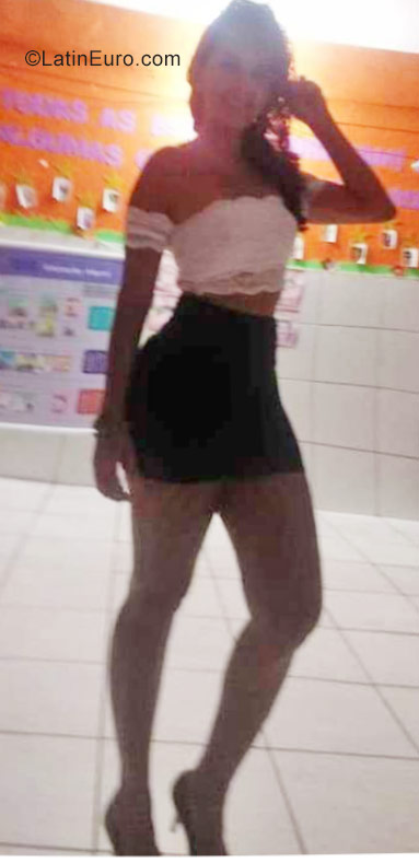 Date this passionate Brazil girl Karlla from Fortaleza BR10433