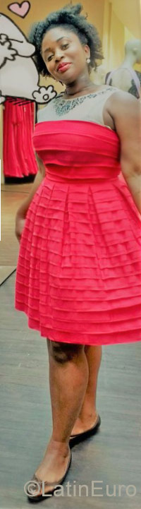 Date this pretty Belgium girl Cellia from Brussels BE114