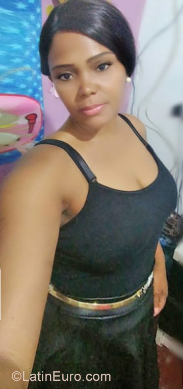 Date this stunning Brazil girl Elaine da Luz B from Sao Paulo BR10474