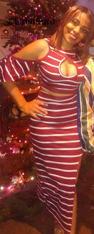 Date this lovely Venezuela girl Katy from El Tigre VE1433