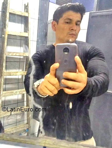 Date this sultry Peru man David from Trujillo PE1246