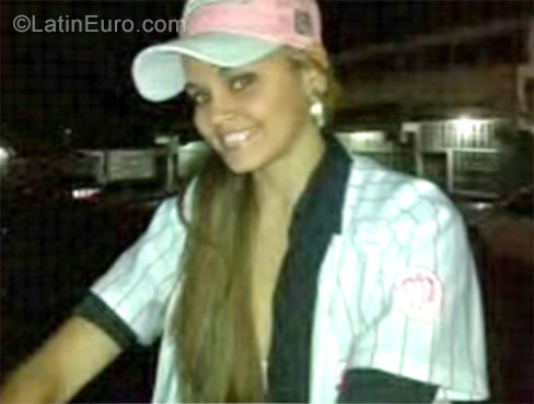 Date this georgeous Venezuela girl Paty from Bolivar VE1486