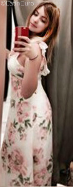 Date this fun Ecuador girl Alexa from Quito EC253