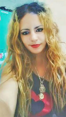 Date this foxy Cuba girl Sandra from Havana CU282