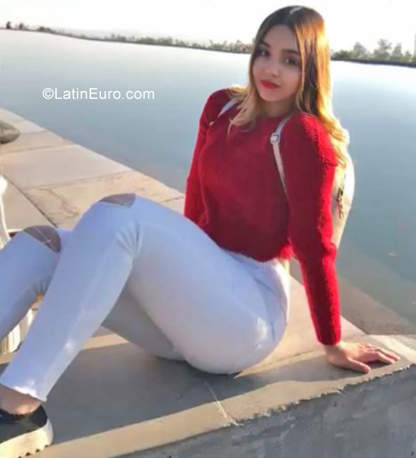 Date this funny Chile girl Fransisca from Santiago CL120