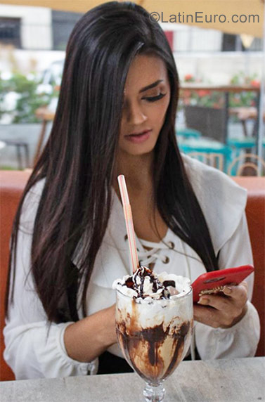 Date this passionate Brazil girl Andra from Joao Pessoa BR10541