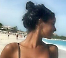 Date this sensual Ecuador girl Adriana from Guayaquil EC259