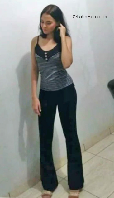 Date this young Brazil girl Leandra from Santa Vitoria BR10550