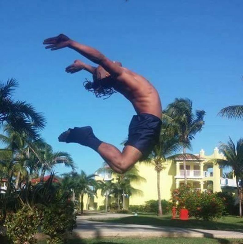 Date this tall Cuba man Alex from Ciego De Avila CU306