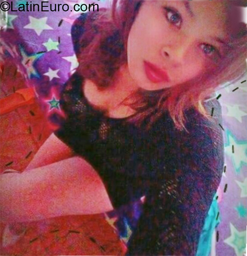 Date this young Peru girl Carol from Lima PE1265
