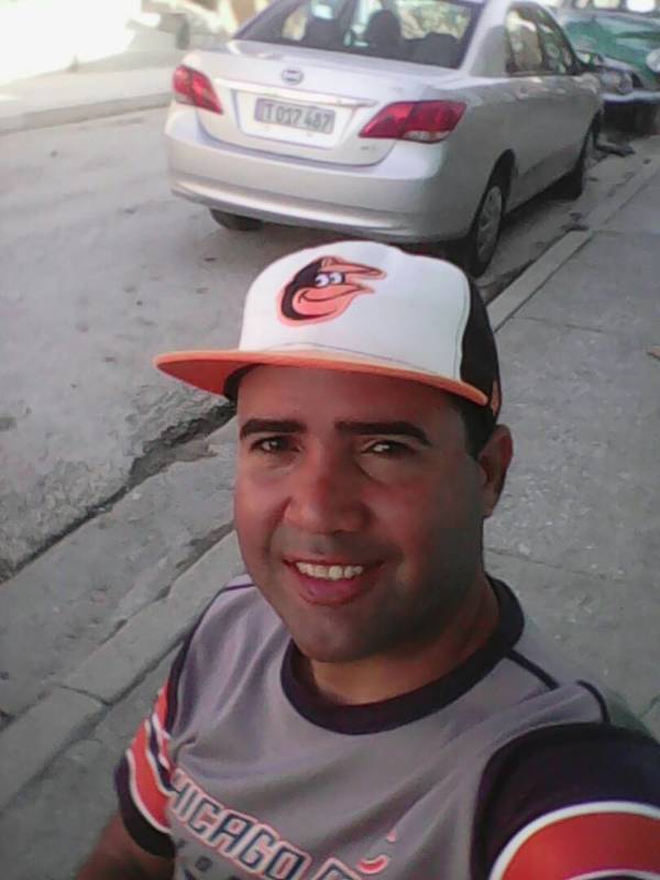 Date this georgeous Cuba man Noel from Campechuela CU312