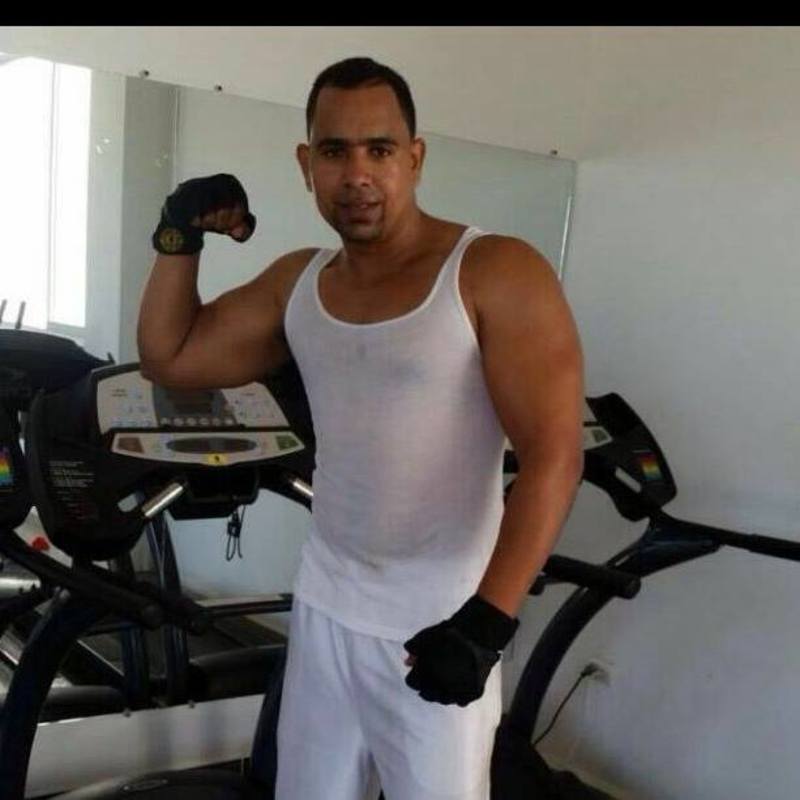 Date this pretty Dominican Republic man Ernesto from Santiago DO32664