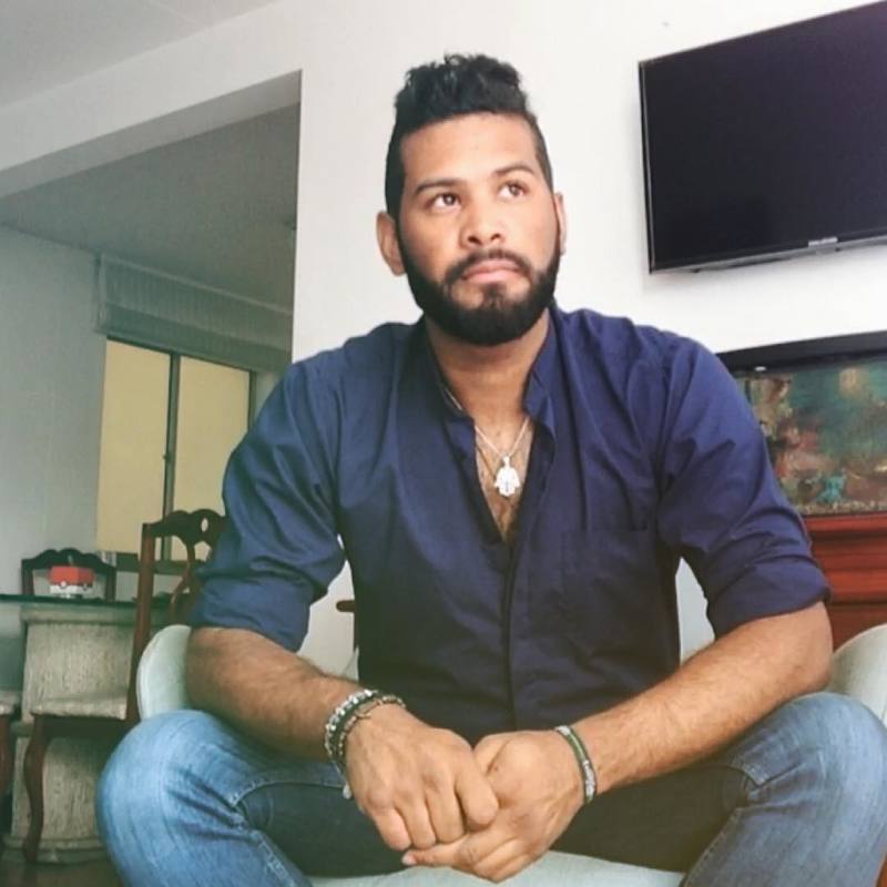 Date this pretty Colombia man Harold from Bogotá CO24096