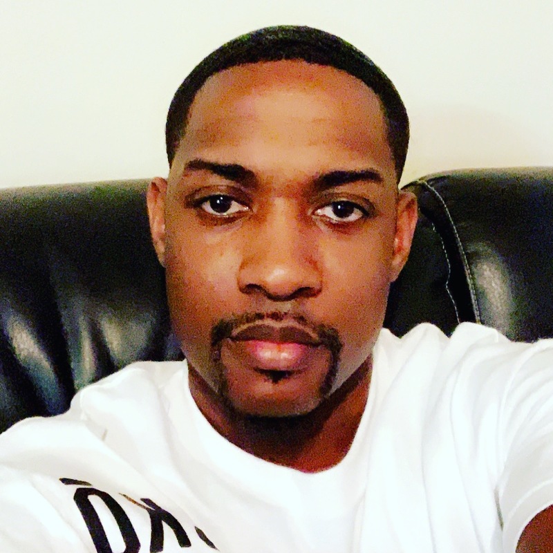 Date this young United States man Admjr24 from Fort Worth US19483