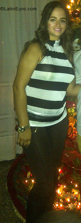 Date this good-looking Venezuela girl Ismary from Barquisimeto VE1821