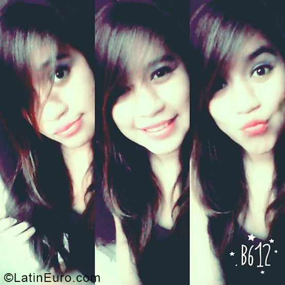 Date this beautiful Ecuador girl Kimberly from Babahoyo EC285