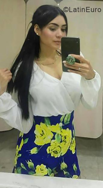 Date this good-looking Venezuela girl Karol from Puerto La Cruz VE1934