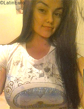 Date this sultry Venezuela girl Eliz from Zulia VE1959