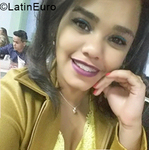 funny Brazil girl Mah from Mogin Guacu BR10705