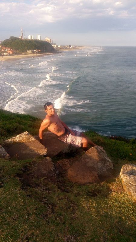 Date this foxy United States man Schneider from São Francisco US19650