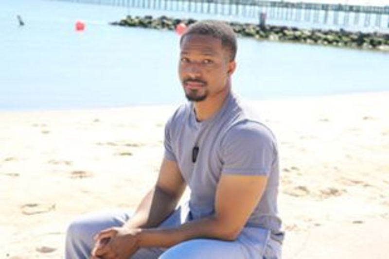 Date this hard body United States man Q from  US19704