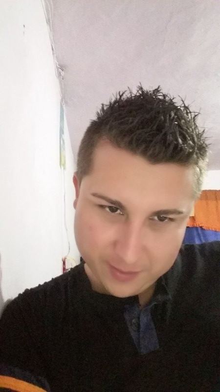 Date this hot Colombia man Jorgito from Medell&iacute;n CO24938