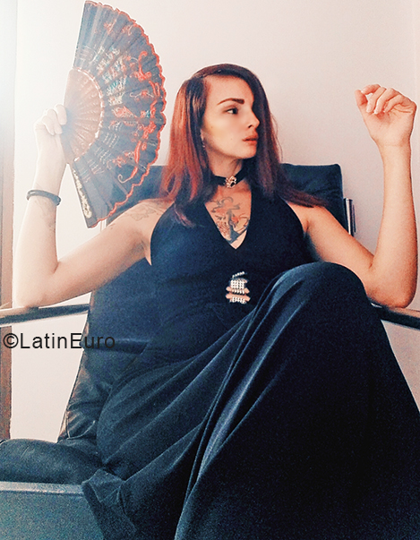 Date this delightful Colombia girl Ary from Medellin CO24997