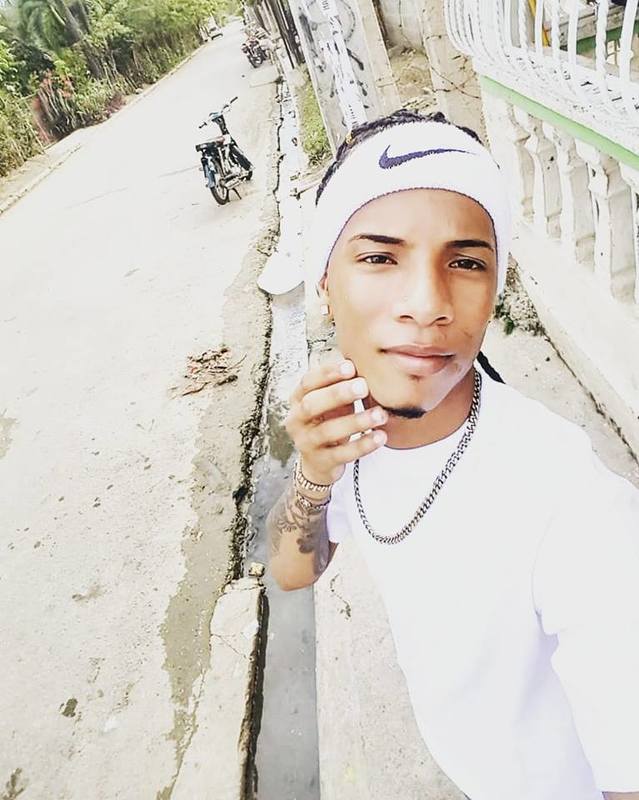 Date this beautiful Dominican Republic man Anderson from La Vega DO34167