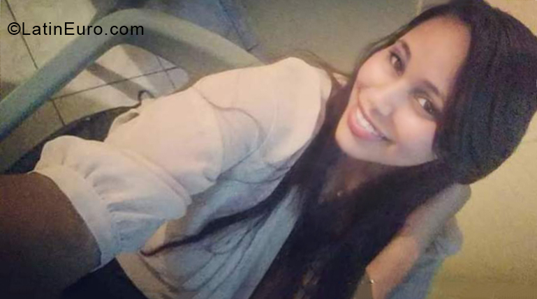 Date this sensual Dominican Republic girl Princesa from Puerto Plata DO34391