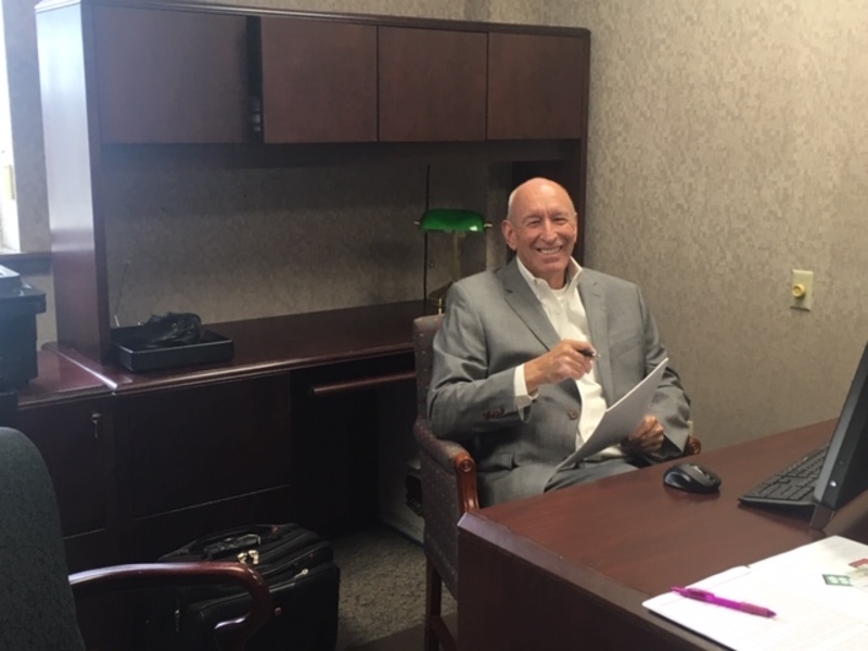 Date this young United States man SMWSLT69 from Dallas US19879