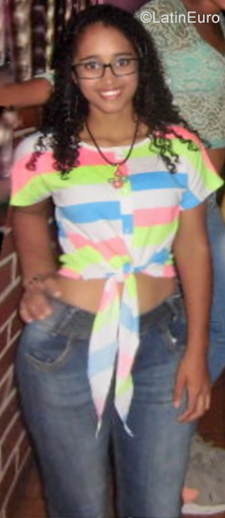 Date this beautiful Venezuela girl Mairaby from Venezuela VE2313