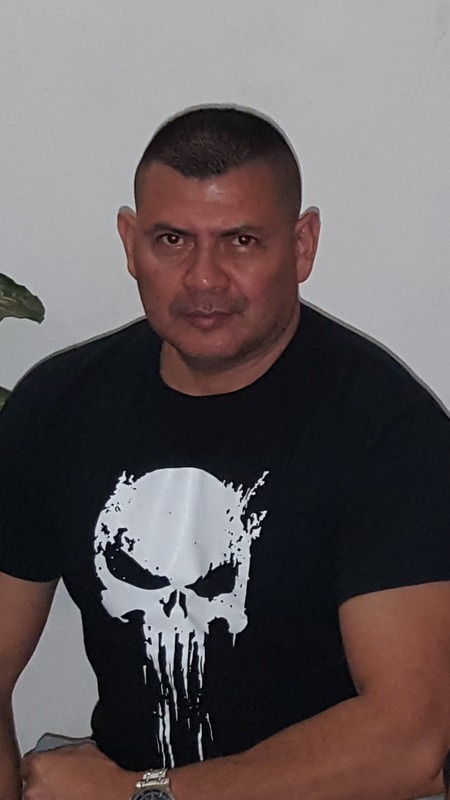 Date this stunning United States man Ronmel from Los Angeles US19928