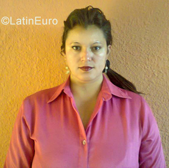 Date this foxy Ecuador girl Guisela from Quito EC321