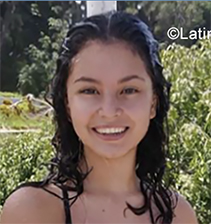 Date this lovely Venezuela girl Paula from Caracas VE2357