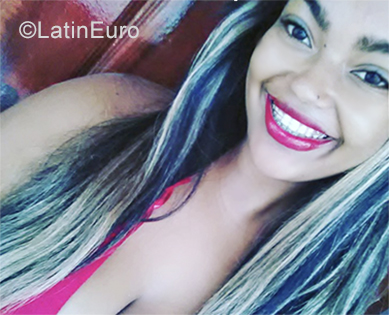 Date this voluptuous Dominican Republic girl Ana from Santo Domingo DO37560