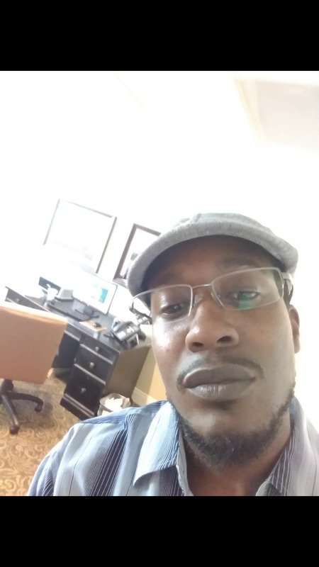 Date this delightful United States man Sicarri from Kansas City US20009