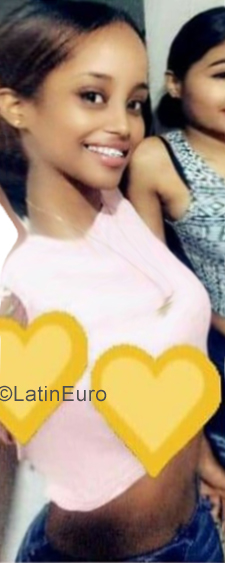 Date this sensual Dominican Republic girl Smerlyn from Bonao DO34938